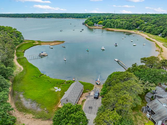 23 Portanimicut Road, Orleans, MA 02653