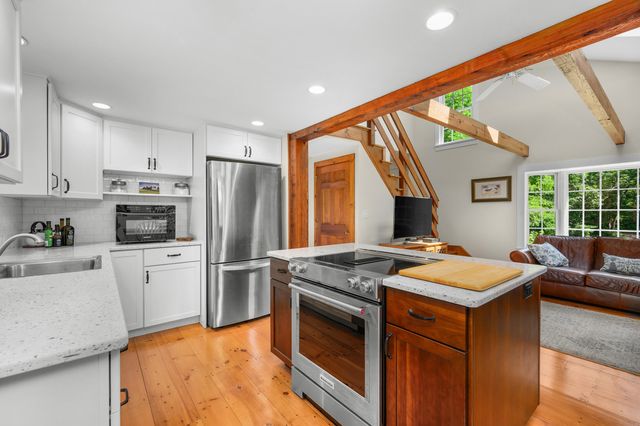 23 Portanimicut Road, Orleans, MA 02653