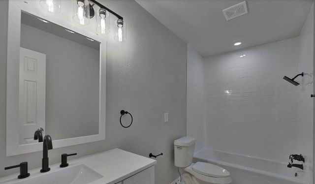 1442 Bonnie View Road, Dallas, TX 75203