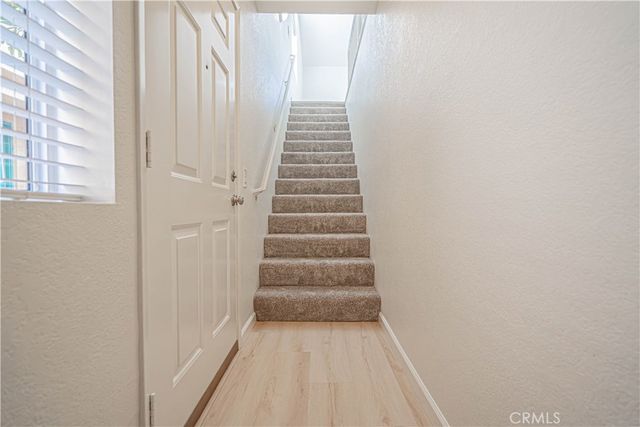 18834 Vista Del Canon E, Newhall, CA 91321