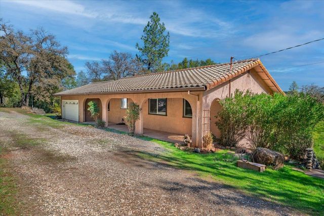 23188 Cottage Hill Dr, Grass Valley, CA 95949