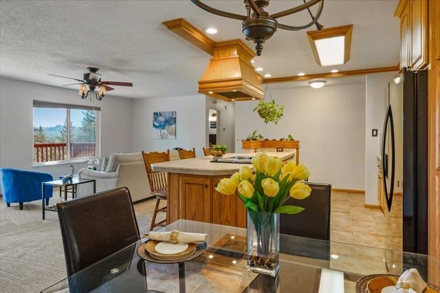 23188 Cottage Hill Dr, Grass Valley, CA 95949