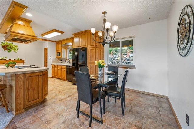 23188 Cottage Hill Dr, Grass Valley, CA 95949