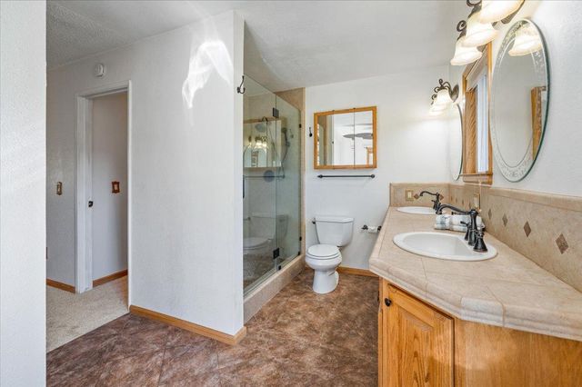 23188 Cottage Hill Dr, Grass Valley, CA 95949