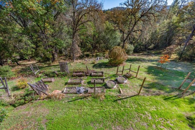 23188 Cottage Hill Dr, Grass Valley, CA 95949