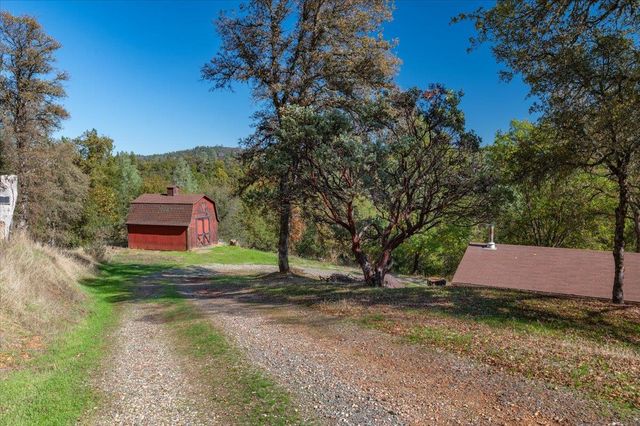 23188 Cottage Hill Dr, Grass Valley, CA 95949