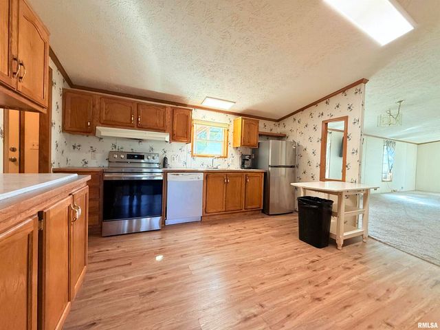 125 Beech Hollow Road, Harrisburg, IL 62946