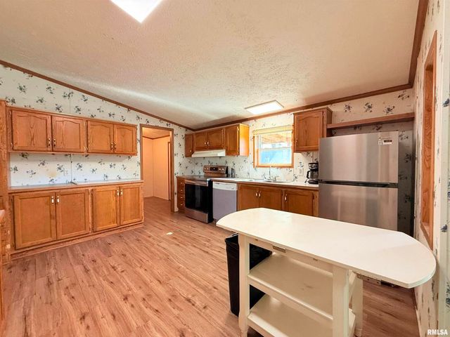 125 Beech Hollow Road, Harrisburg, IL 62946