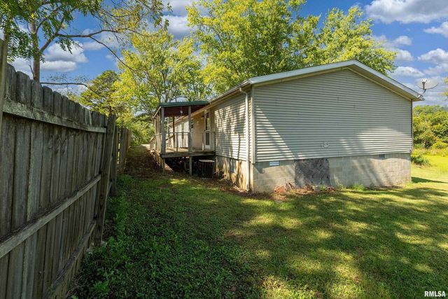 125 Beech Hollow Road, Harrisburg, IL 62946