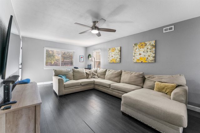 1429 Crestridge Drive, Mesquite, TX 75149