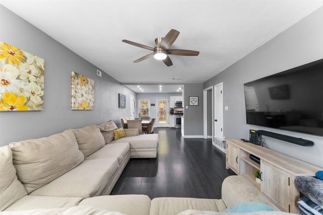 1429 Crestridge Drive, Mesquite, TX 75149