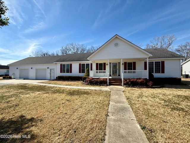 1045 Mascot Lane, Williamston, NC 27892