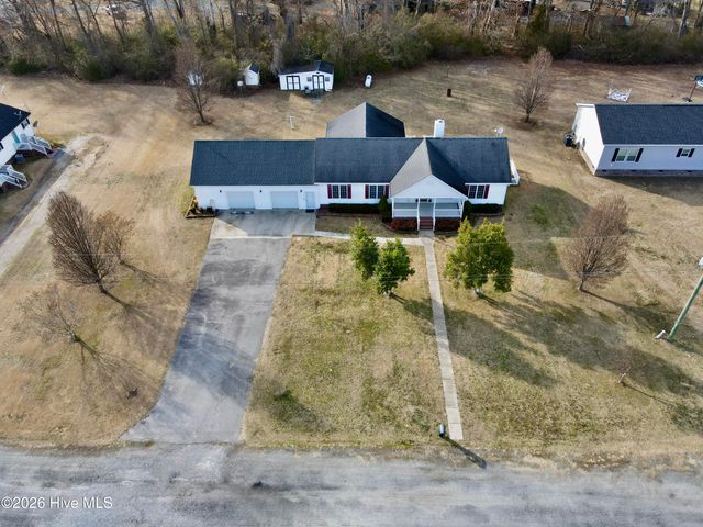 1045 Mascot Lane, Williamston, NC 27892