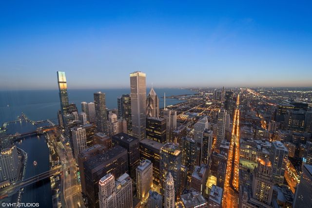401 N WABASH Avenue 83F, Chicago, IL 60611