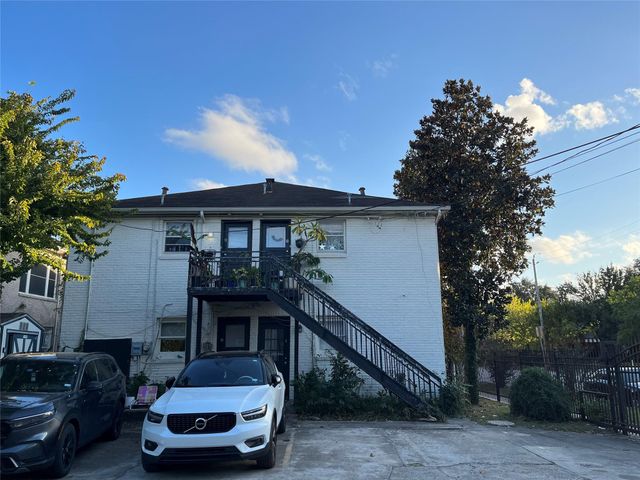 1540 Hawthorne Street 4, Houston, TX 77006