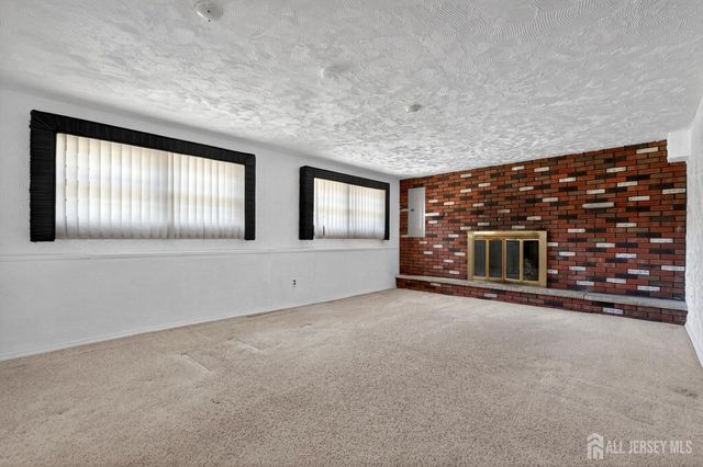 78 Woodview Drive, Old Bridge, NJ 08857