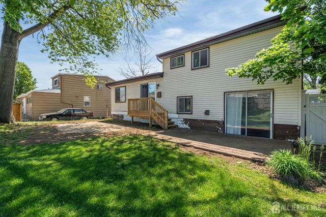 78 Woodview Drive, Old Bridge, NJ 08857