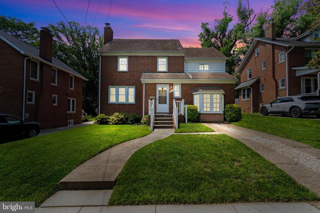4211 TUCKERMAN ST, Hyattsville, MD 20782