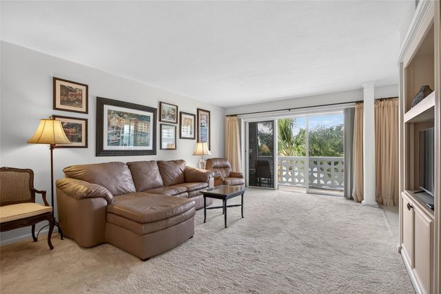 1001 N Riverside Drive 305, Pompano Beach, FL 33062