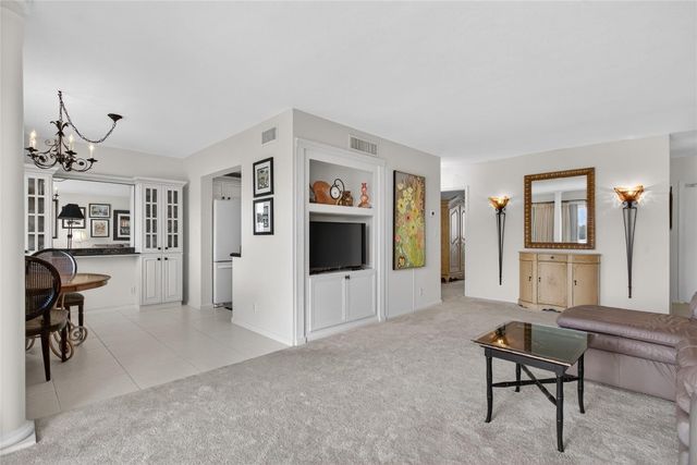 1001 N Riverside Drive 305, Pompano Beach, FL 33062