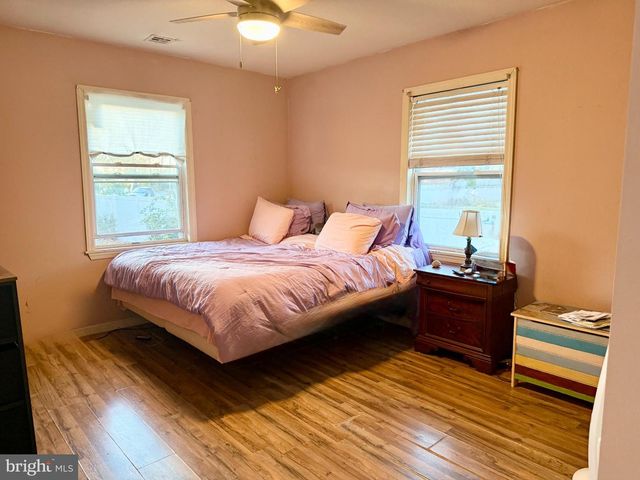 4 PINE LN, Hainesport, NJ 08036