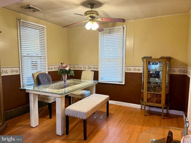 4 PINE LN, Hainesport, NJ 08036