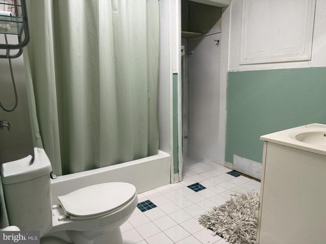 4 PINE LN, Hainesport, NJ 08036