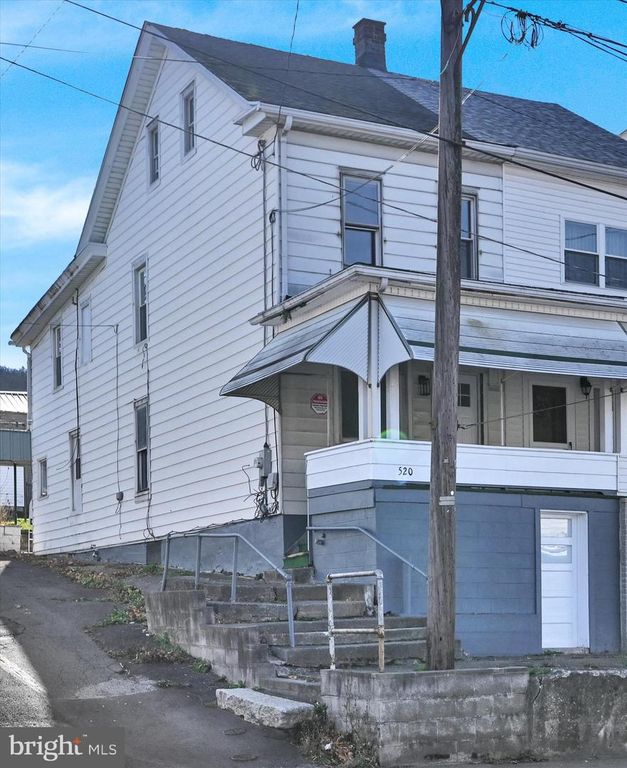 520 E 5TH ST, Mt Carmel, PA 17851