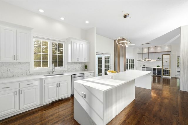 25 Collins Rd, Berlin, MA 01503