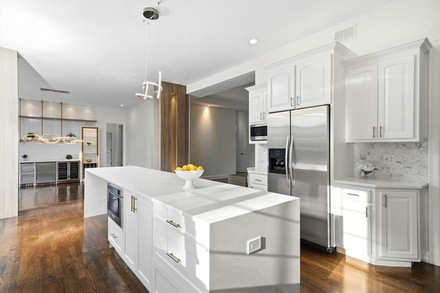 25 Collins Rd, Berlin, MA 01503