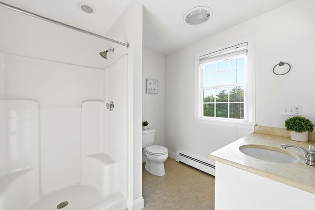25 Collins Rd, Berlin, MA 01503