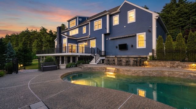 25 Collins Rd, Berlin, MA 01503
