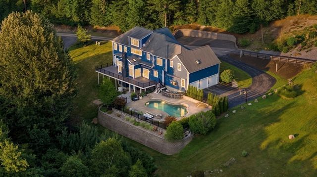 25 Collins Rd, Berlin, MA 01503