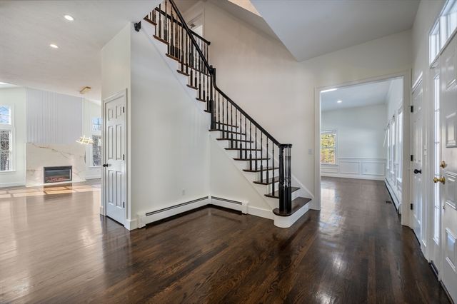 25 Collins Rd, Berlin, MA 01503