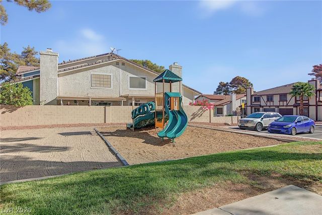 2915 Pine Nut Way, Henderson, NV 89074