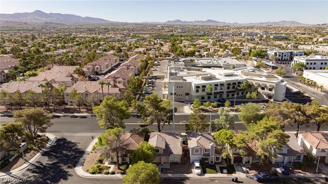 2915 Pine Nut Way, Henderson, NV 89074