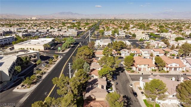 2915 Pine Nut Way, Henderson, NV 89074
