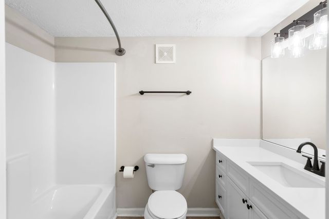 420 Elysian Fields Rd Apt E5, Nashville, TN 37211