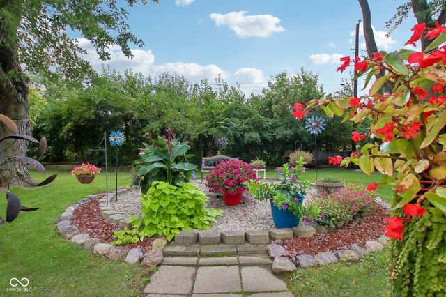 9913 E 24th Street, Indianapolis, IN 46229