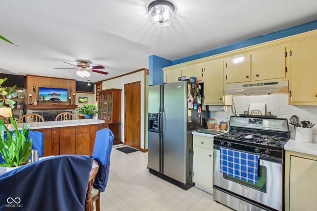 9913 E 24th Street, Indianapolis, IN 46229