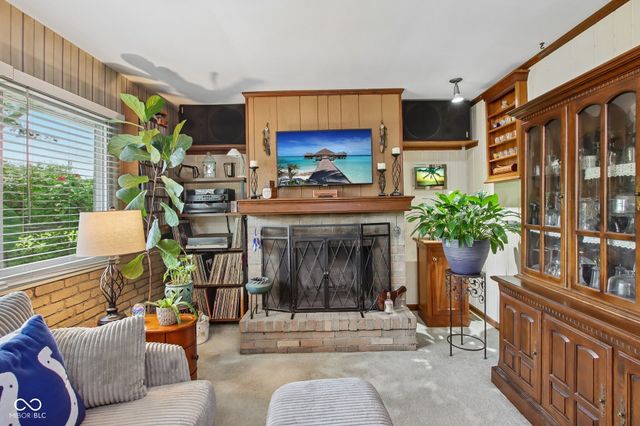 9913 E 24th Street, Indianapolis, IN 46229