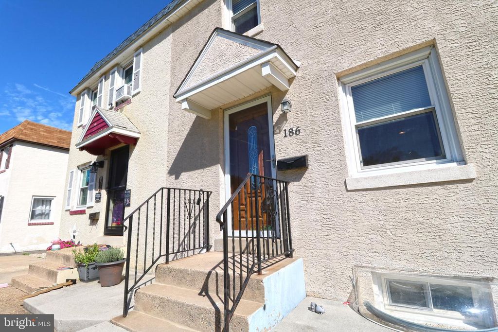 186 CRUM CREEK DR, WOODLYN, PA 19094 — photo 3