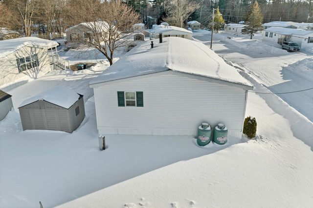 71 Caddy Drive, Salem, NH 03079