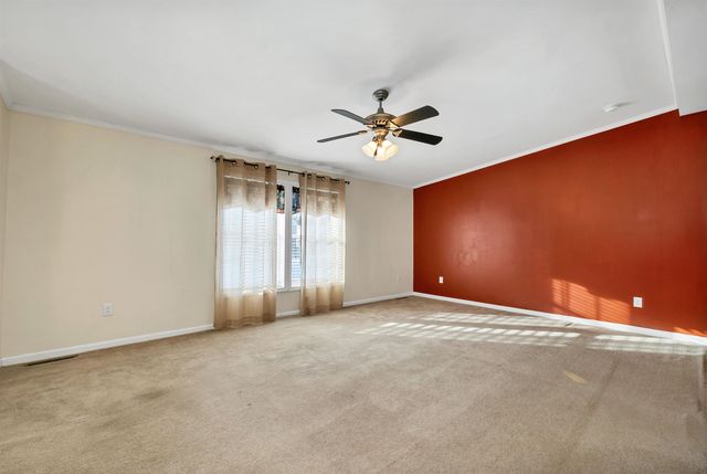 71 Caddy Drive, Salem, NH 03079