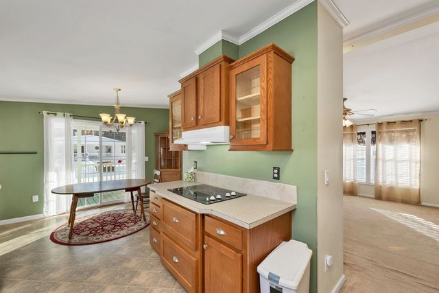 71 Caddy Drive, Salem, NH 03079