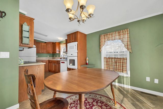 71 Caddy Drive, Salem, NH 03079