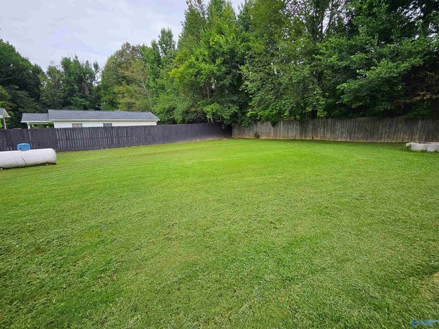 19142 Tammy Leigh Drive, Athens, AL 35614