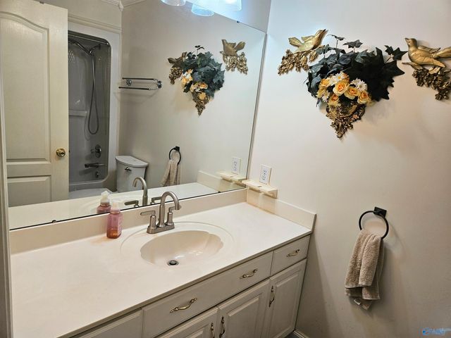 19142 Tammy Leigh Drive, Athens, AL 35614
