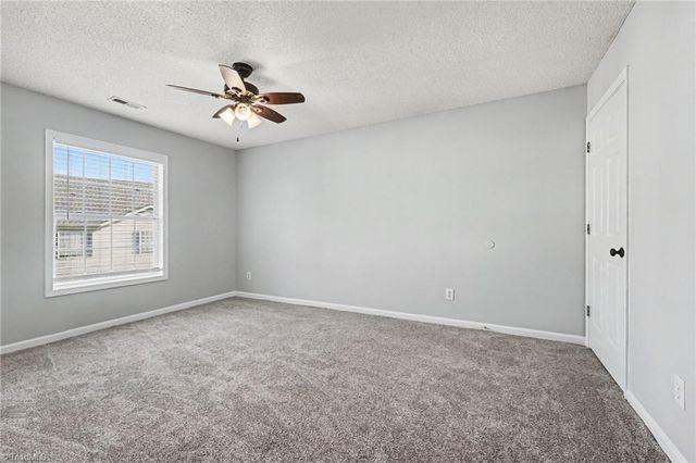7137 Friendly Avenue C, Greensboro, NC 27410