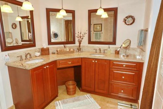 7850 SW 160th Street, Palmetto Bay, FL 33157